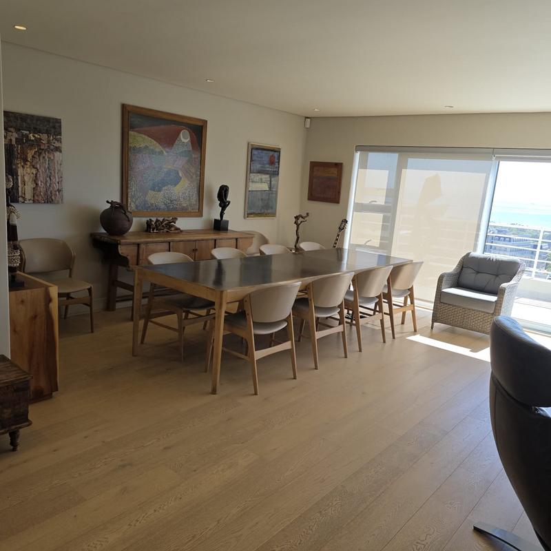 3 Bedroom Property for Sale in Green Point Western Cape